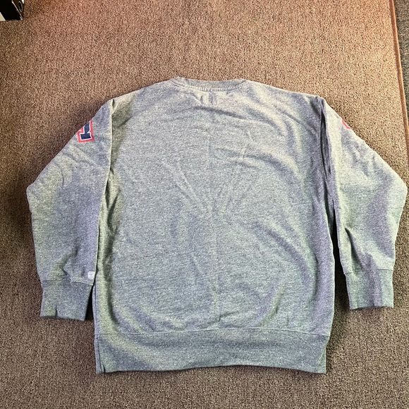 New York Giants Sweatshirt - Picture 2 of 6